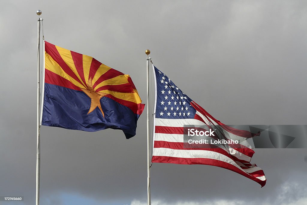 Zabarwiona Flags - Zbiór zdjęć royalty-free (Flaga stanowa Arizony)