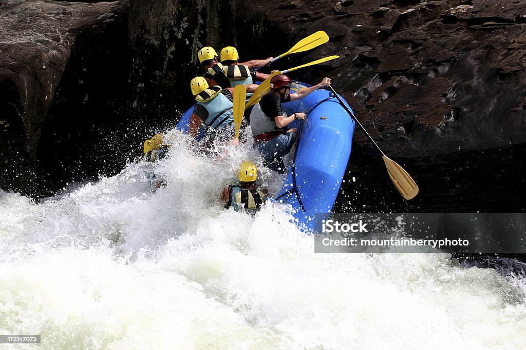 Preparada a Flip - Foto de stock de Rafting en aguas bravas libre de derechos