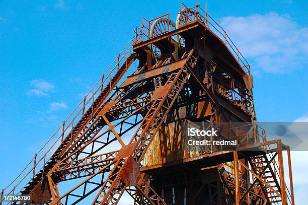 Foto de Old Mina De Carvão Tower e mais fotos de stock de Carvão - Carvão, Mina de Cava, Torre - Estrutura construída