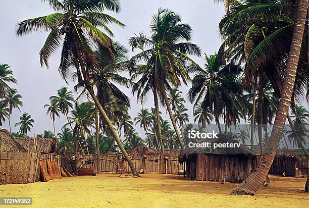 African Village Nahe Dem Meer Stockfoto und mehr Bilder von Afrika - Afrika, Afrikanische Kultur, Afrikanischer Abstammung