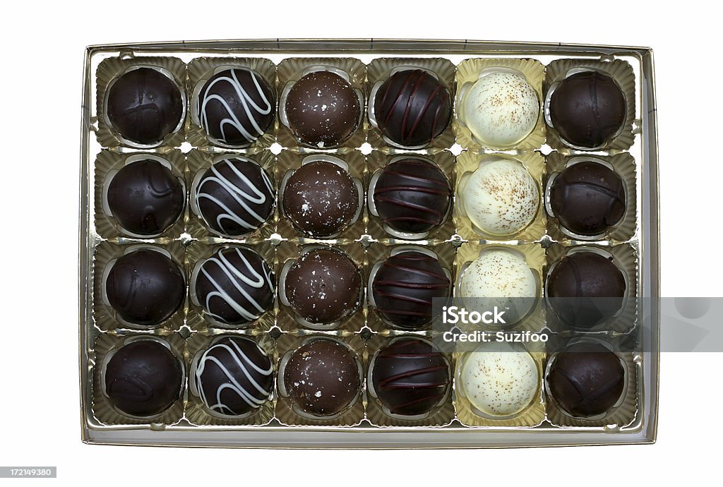Scatola di tartufi al cioccolato - Foto stock royalty-free di Cioccolato