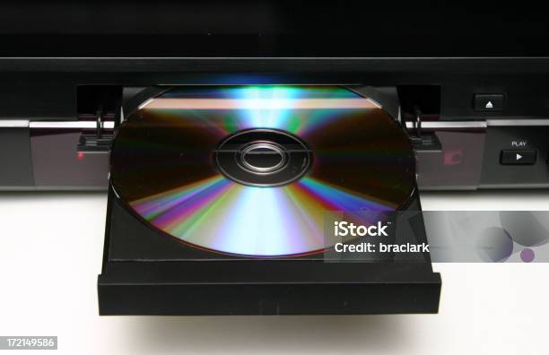 Odtwarzacz Dvd Z Puste Dvd - zdjęcia stockowe i więcej obrazów Płyta kompaktowa - Płyta kompaktowa, Usuwać, Czekać
