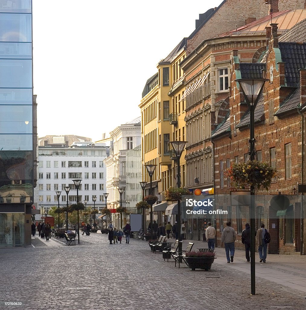 Calle comercial de Malmo, Suecia, - Foto de stock de Suecia libre de derechos