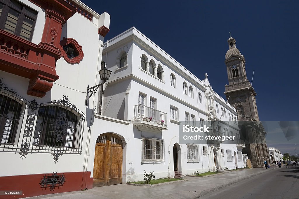 Edifícios coloniais. La Serena, Chile. - Foto de stock de América do Sul royalty-free