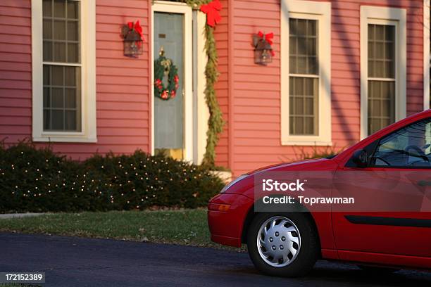 Foto de Casa De Natal e mais fotos de stock de Carro - Carro, Casa, Chegada