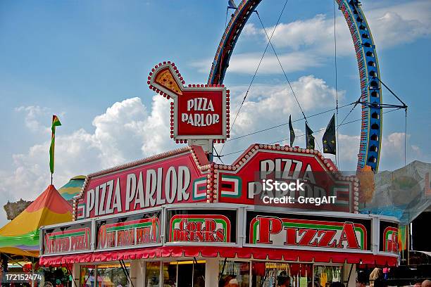 Fiera Della Contea Pizza - Fotografie stock e altre immagini di Carnevale scolastico - Carnevale scolastico, Cibo, Composizione orizzontale