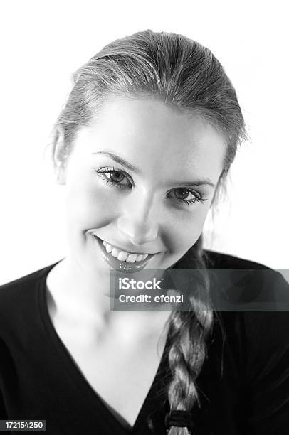 Brillante Sonrisa Foto de stock y más banco de imágenes de 18-19 años - 18-19 años, 20 a 29 años, Adolescente