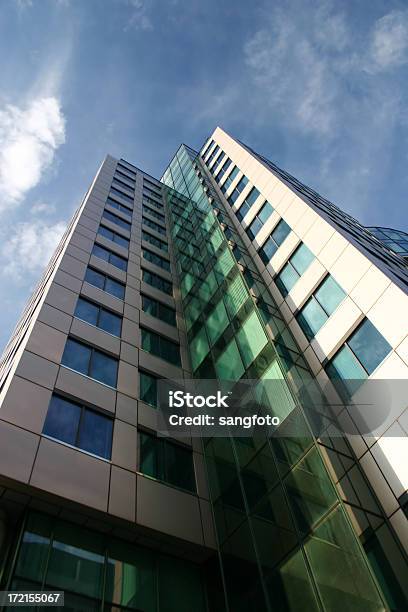 Corporate Edificio Foto de stock y más banco de imágenes de Arquitectura - Arquitectura, Arquitectura exterior, Azul