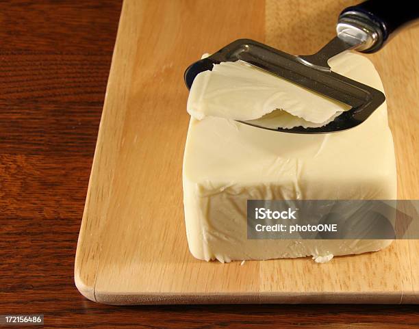 Il Formaggio Di Taglio - Fotografie stock e altre immagini di Affetta formaggio - Affetta formaggio, Ambientazione interna, Camera