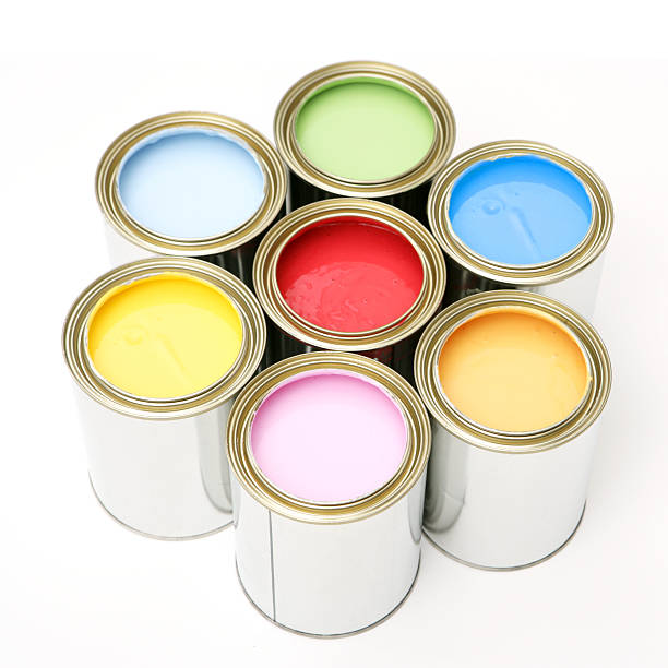 istock Seven colors of paint in cans forming a circle 172157978
