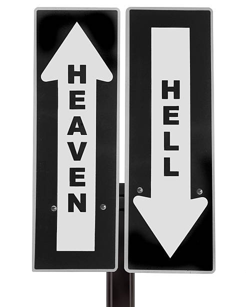 céu ou hell roadsign - heaven hell road sign sign imagens e fotografias de stock