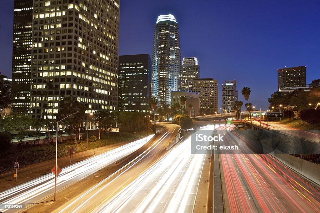 Ночной трафик в Лос-Анджелесе - Стоковые фото Автомобиль роялти-фри