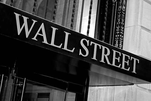 istock Wall Street - New York 172161080