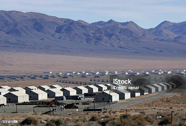Munição Depot Em Western Nevada - Fotografias de stock e mais imagens de Armazém - Armazém, Exército, Nevada