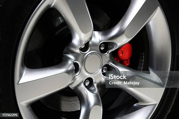 Sports Car Bordes Foto de stock y más banco de imágenes de Aluminio - Aluminio, Brillante, Calibrador