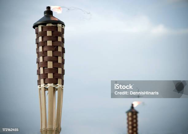 Linternas De Foto de stock y más banco de imágenes de Antorcha Tiki - Antorcha Tiki, Aire libre, Antorcha