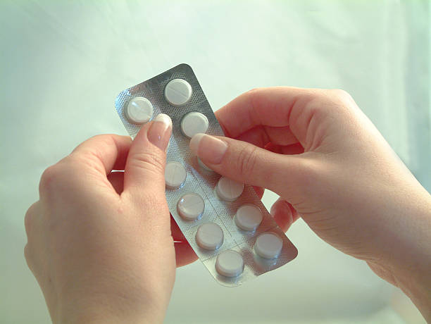 pillole! - painkiller pill capsule birth control pill foto e immagini stock