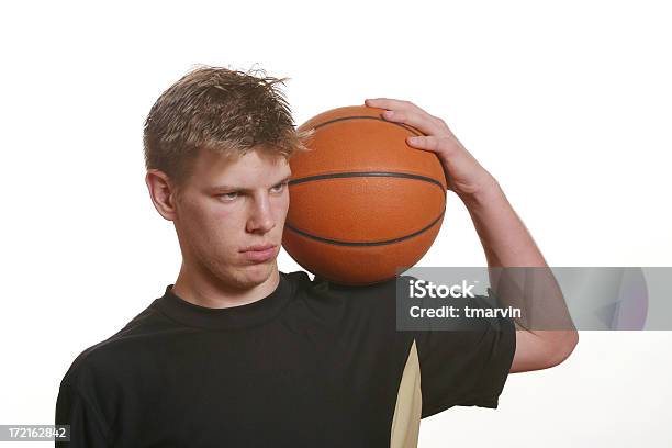 Jogador De Basquetebol - Fotografias de stock e mais imagens de Adolescente - Adolescente, Adulto, Aluno da Escola Secundária