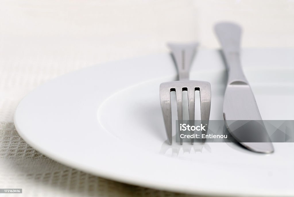 Tenedor y cuchillo - Foto de stock de Blanco - Color libre de derechos
