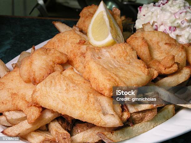 Fish And Chips Stockfoto und mehr Bilder von Britische Kultur - Britische Kultur, Englische Kultur, Essen am Tisch