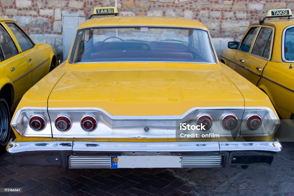 Big Táxi Amarelo-vintage-Aluguer de carros - Royalty-free 1960-1969 Foto de stock