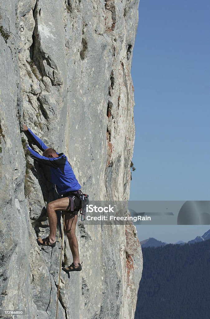 Difficile d'escalade la route 5 - Photo de Alpinisme libre de droits