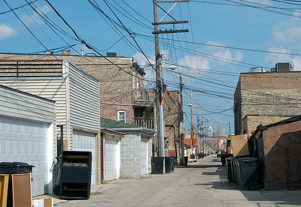 istock Inner City Back Alley 172167282