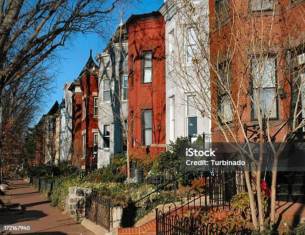 Foto de Capitol Hillrowhouses Casas Com Terraço No Dc e mais fotos de stock de Washington DC - Washington DC, Comunidade, Casa