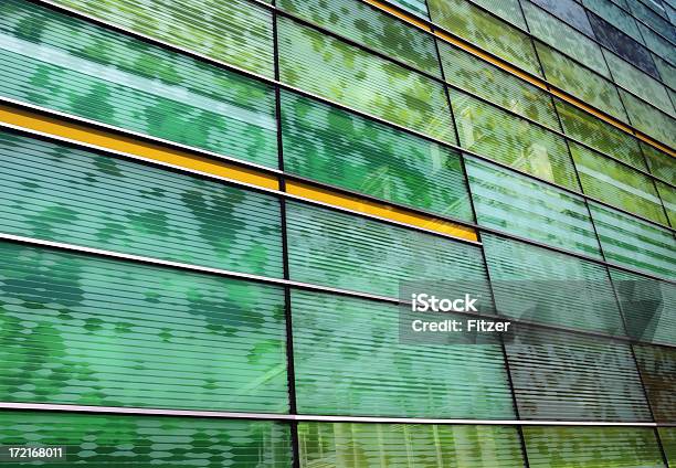 Bunte Glas Faceade 06 Stockfoto und mehr Bilder von Grün - Grün, Gebäudefront, Architektur