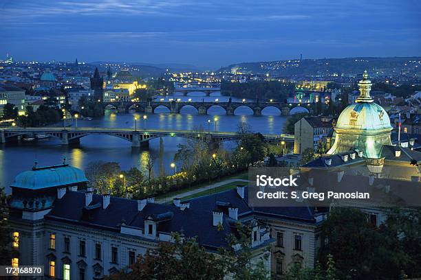 Prag Bei Nacht Stockfoto und mehr Bilder von Architektur - Architektur, Außenaufnahme von Gebäuden, Barock