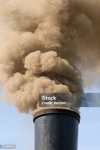 Poluição Do Ar - Fotografias de stock e mais imagens de Alterações climáticas - Alterações climáticas, Antigo, Azul