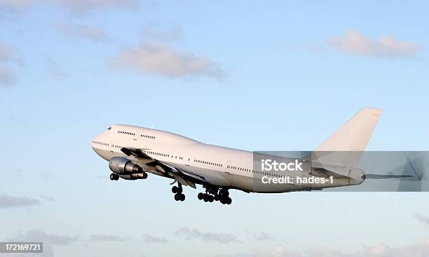 Start Flugzeug Stockfoto und mehr Bilder von Flugzeug - Flugzeug, Fliegen, Frachtflugzeug