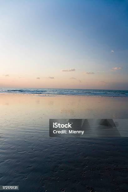 Crepúsculo Beach Une Arab Emirates Foto de stock y más banco de imágenes de Abierto - Abierto, Agua, Amanecer