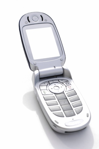 a newer model flip cell phone