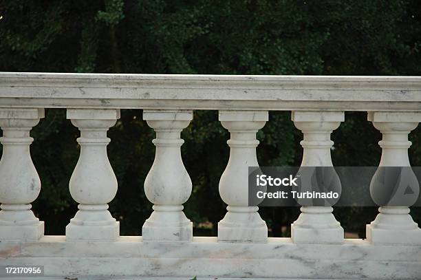 大理石の柱 - 大理石のストックフォトや画像を多数ご用意 - 大理石, 落下防止柵, 人物なし