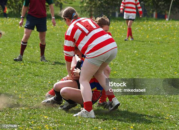 Senhoras Rugby 1 - Fotografias de stock e mais imagens de 16-17 Anos - 16-17 Anos, Adulto, Agressão