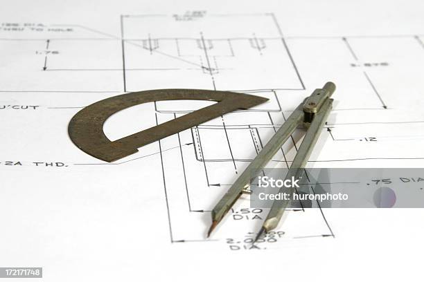 Photo libre de droit de Rédaction Des Outils banque d'images et plus d'images libres de droit de Compas de construction géométrique - Compas de construction géométrique, Horizontal, Industrie automobile