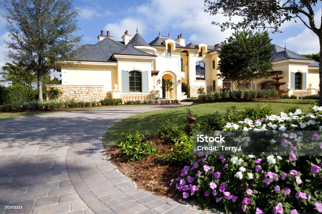 Immobilier maison - Photo de Bâtiment vu de l'extérieur libre de droits