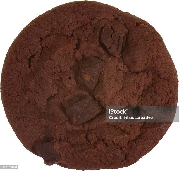 Photo libre de droit de Cookie Aux Pépites De Chocolat Noir banque d'images et plus d'images libres de droit de Alimentation lourde - Alimentation lourde, Aliments et boissons, Biscuit