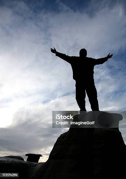 Photo libre de droit de La Liberté banque d'images et plus d'images libres de droit de Adulte - Adulte, Amour, Badlands