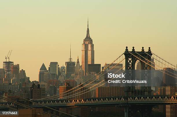 Panorama Nowego Jorku Wschód Słońca - zdjęcia stockowe i więcej obrazów Biurowiec - Biurowiec, Budynek Empire State, Fotografika