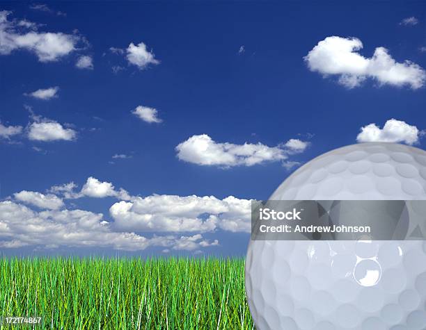 Photo libre de droit de Balle De Golf banque d'images et plus d'images libres de droit de Balle de golf - Balle de golf, Balle ou ballon, Couleur verte