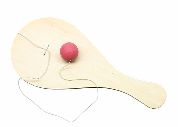bola y paleta - paddle ball racket ball table tennis racket fotografías e imágenes de stock