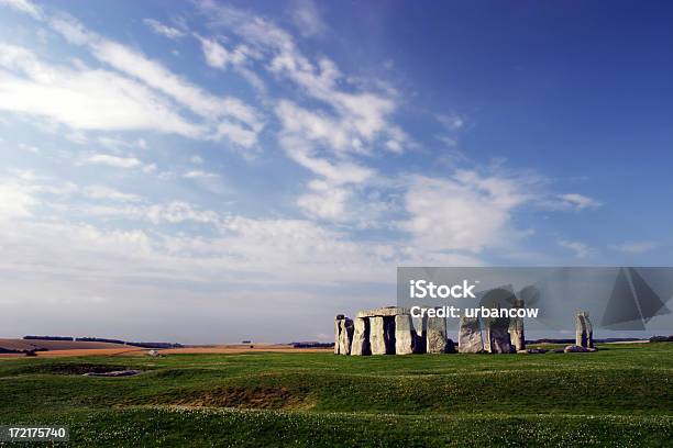 Foto de Stonehenge Inglaterra e mais fotos de stock de Ajardinado - Ajardinado, Antigo, Arcaico