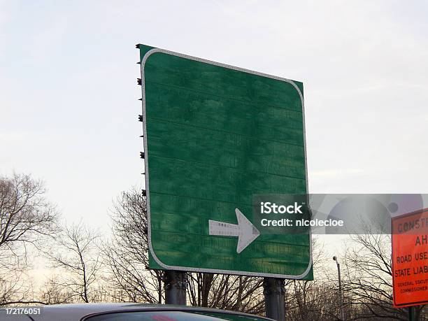 Leeren Autobahnschild Stockfoto und mehr Bilder von Grün - Grün, Kleinlastwagen, Schweres Nutzfahrzeug