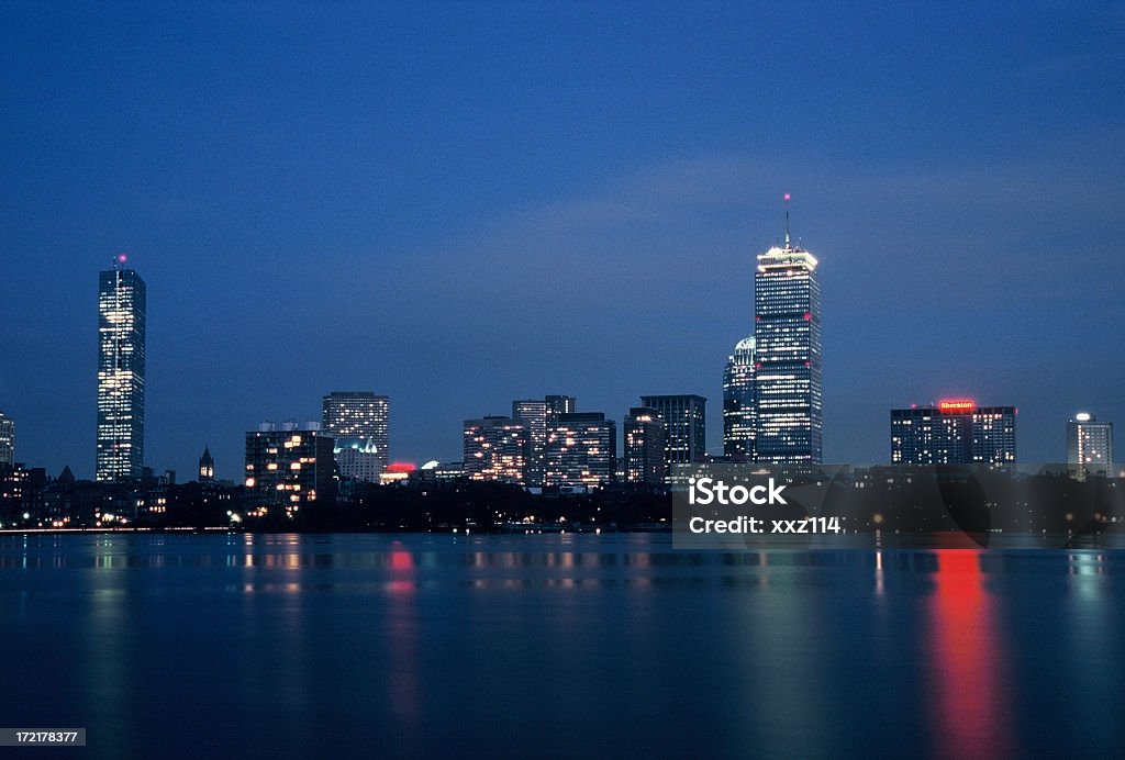 Skyline von Boston bei Nacht - Lizenzfrei Boston Stock-Foto