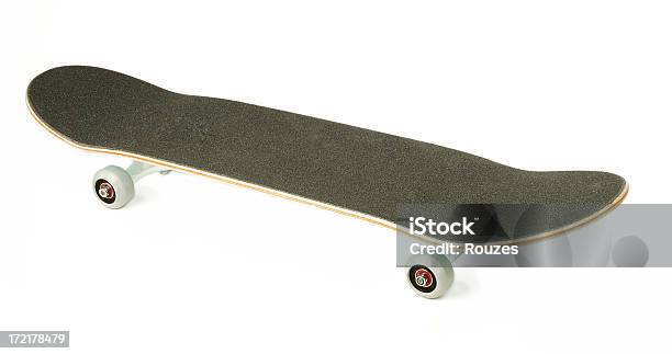 Skateboard - Fotografie stock e altre immagini di Skateboard - Skateboard, Andare sullo skate-board, Scontornabile