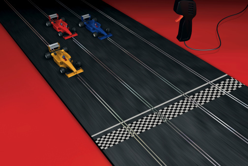 a 4 lanes track with 3 slot car.