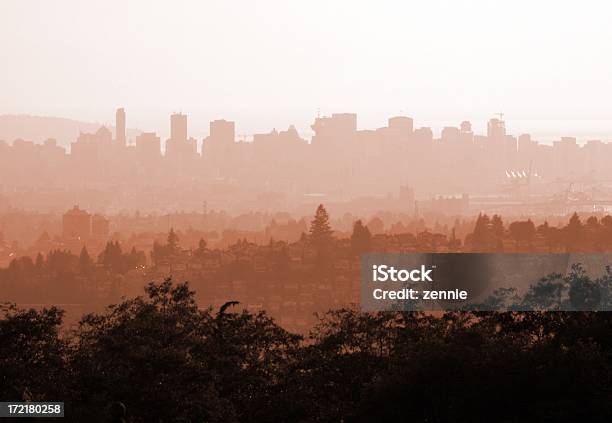 Foto de Vancouversmoggy Dia e mais fotos de stock de Vancouver - Vancouver, Smog, Nevoeiro