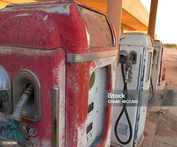 Alte Tankstelle Stockfoto und mehr Bilder von Alt - Alt, Altertümlich, Antiquität